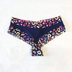 Pink by Victoria Secret Low Rise Cheekster Colorful Navy Cheetah - S - NWT